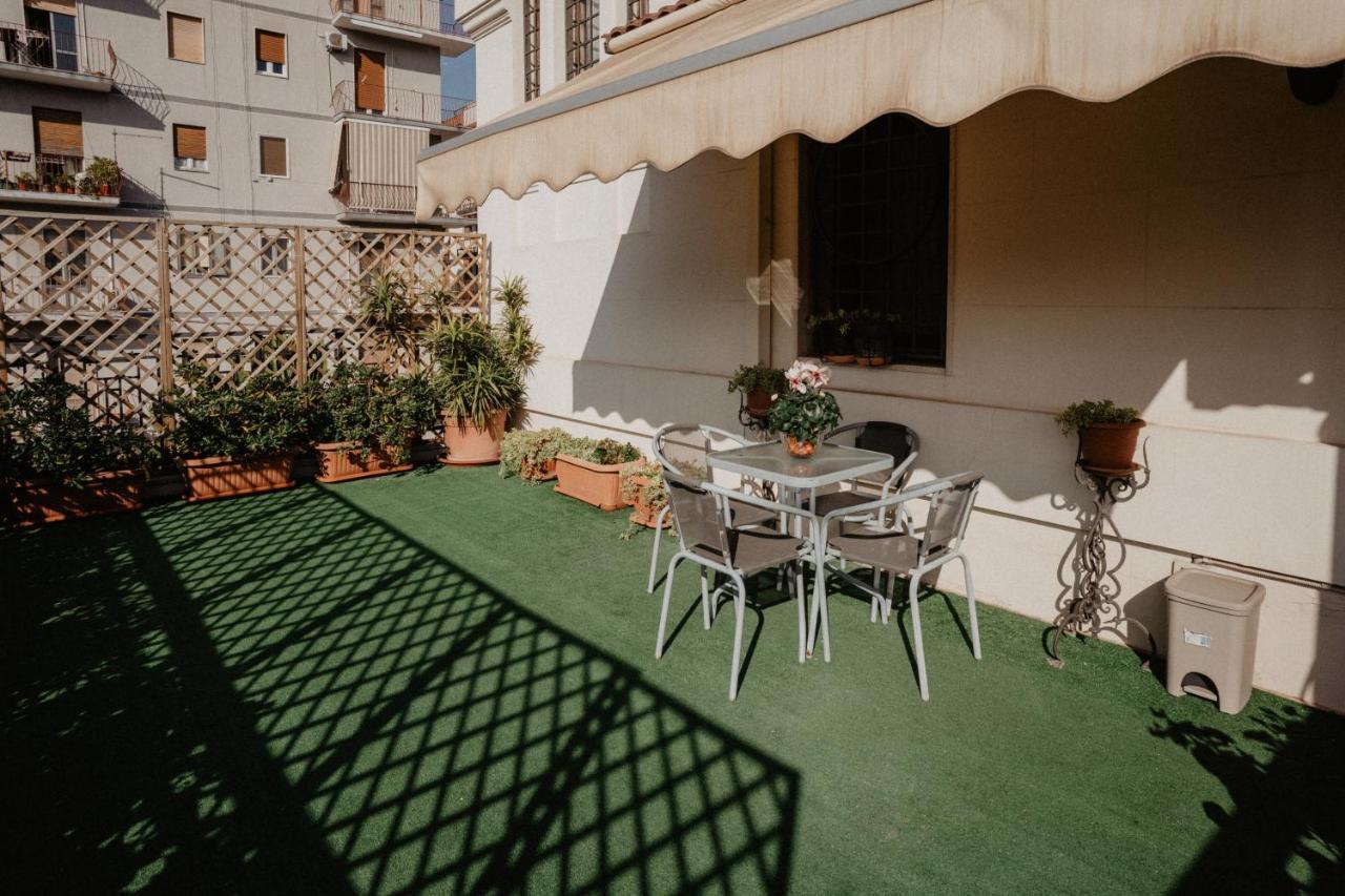 Villa Luigi XVI Таранто Екстериор снимка