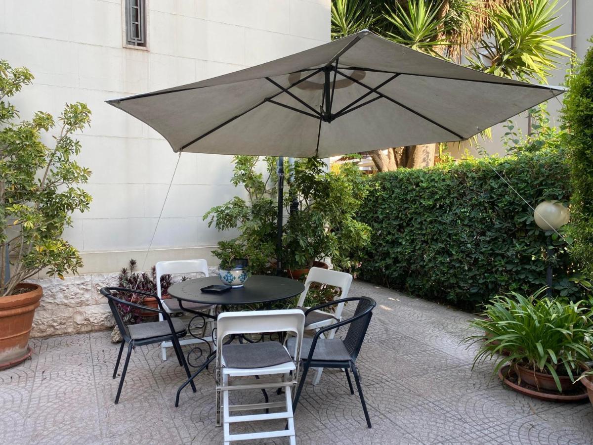 Villa Luigi XVI Таранто Екстериор снимка