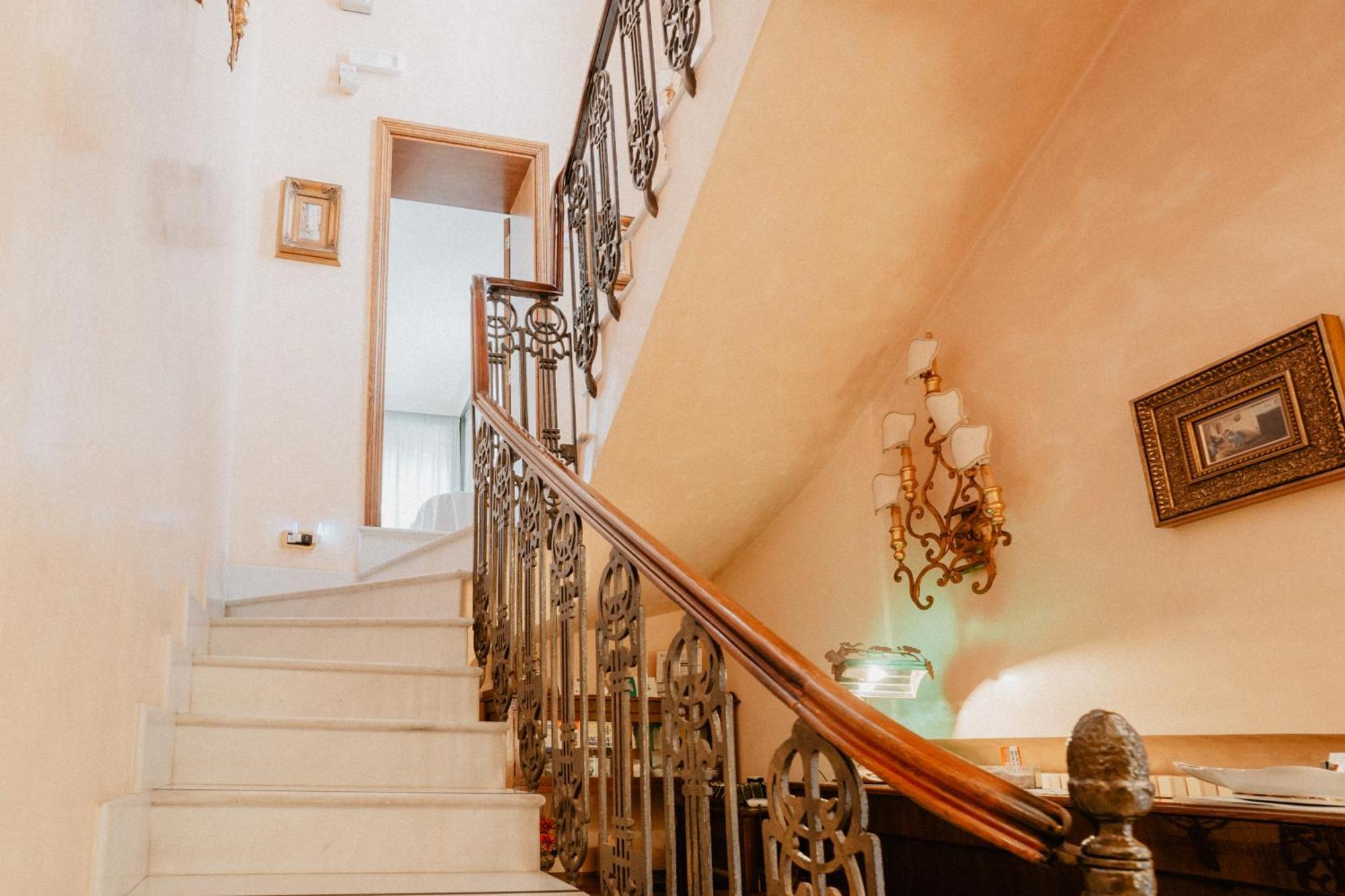 Villa Luigi XVI Таранто Екстериор снимка