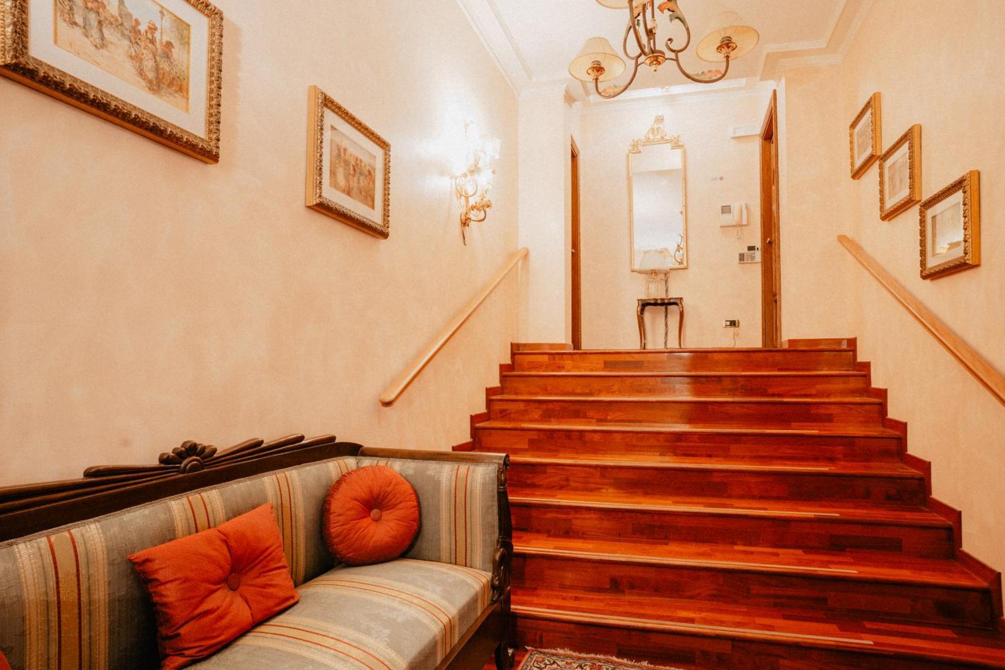 Villa Luigi XVI Таранто Екстериор снимка